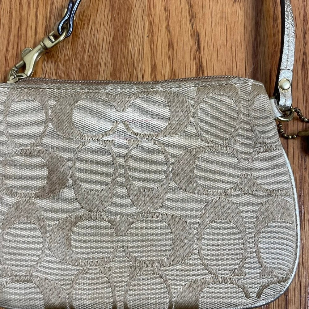 COACH Signature Monogram Small Wristlet Tan Beige - Picture 3 of 12